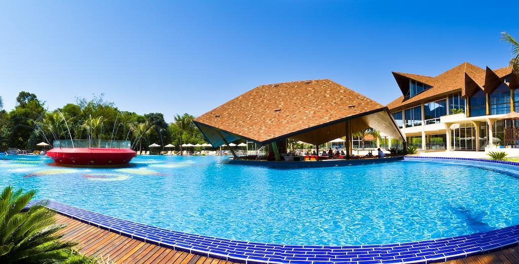 Recanto Cataratas - Thermas, Resort E Convention Foz do Iguaçu Extérieur photo The swimming pool at the resort
